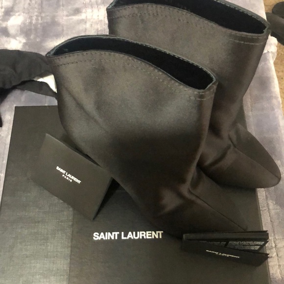 Saint Laurent boots - Picture 2 of 3